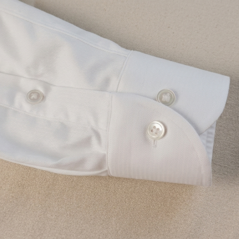 SÖKTAŞ White Herringbone Widespread Collar Shirt
